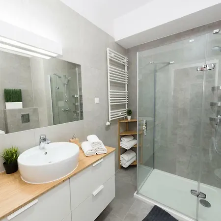 Batogospot Towers Apartment Breslau